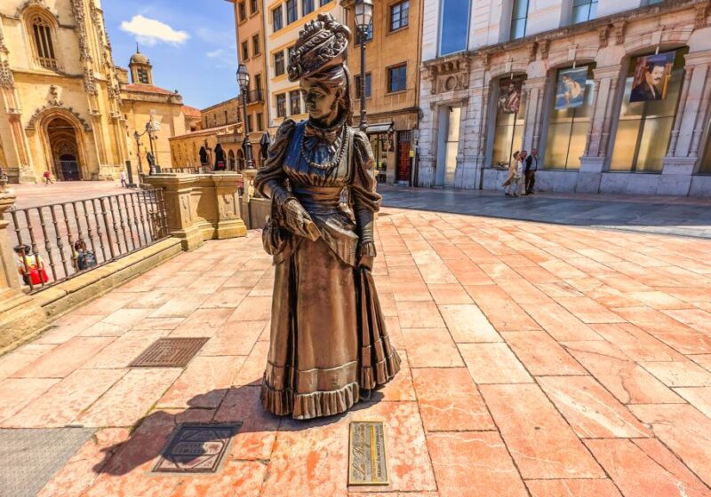 Oviedo Scavenger Hunt and Sights Self-Guided Tour - Key Points
