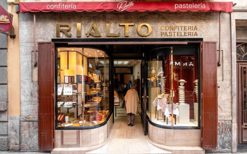 Oviedo: Tour With Tasting of Moscovitas and Other Asturian Sweets - Pastry Tradition and History