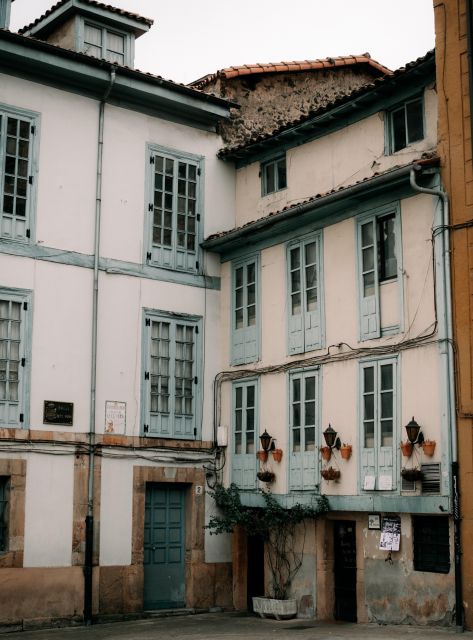 Oviedo: Walking Tour of the Historic Center - Key Points