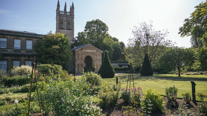 Oxford: Botanic Garden Entry Ticket - Relax in Tranquil Spaces