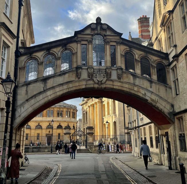 Oxford: City and University of Oxford Audio Guide - Parking and Transportation
