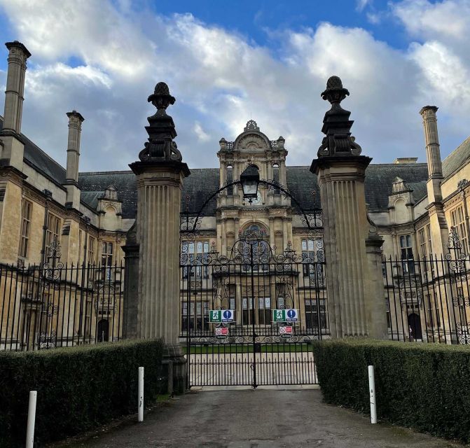 Oxford: City and University of Oxford Audio Guide - About the Audio Guide