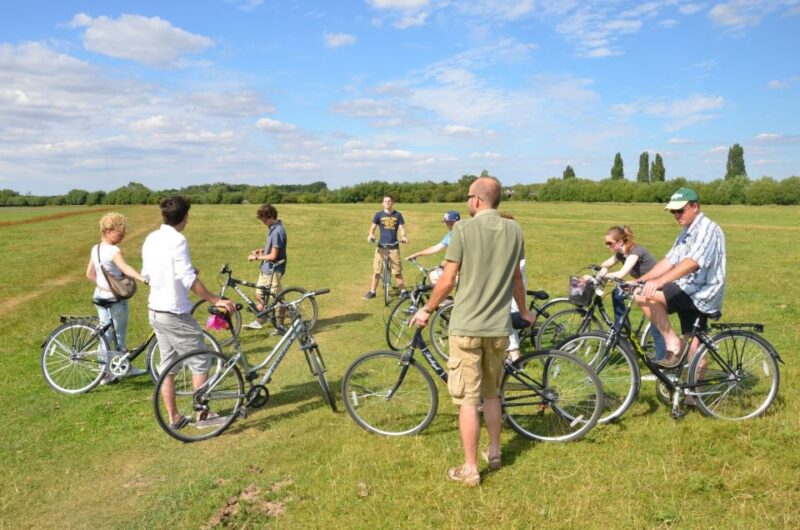 Oxford: City Bike Tour With Student Guide - Student Guide and Small Groups