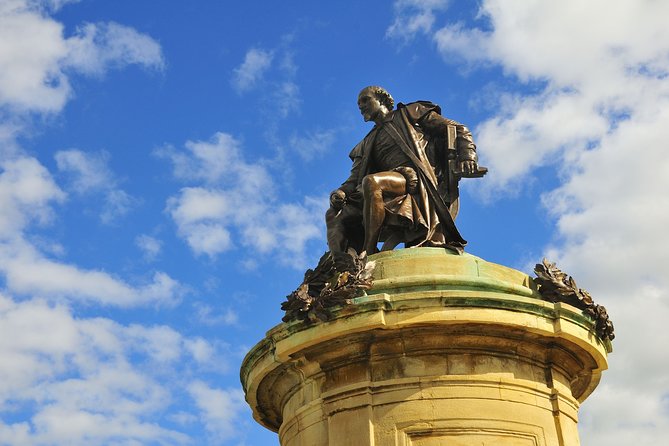 Oxford, Cotswolds and Stratford-Upon-Avon With Traditional Christmas Lunch - Scenic Drive Through the Cotswolds