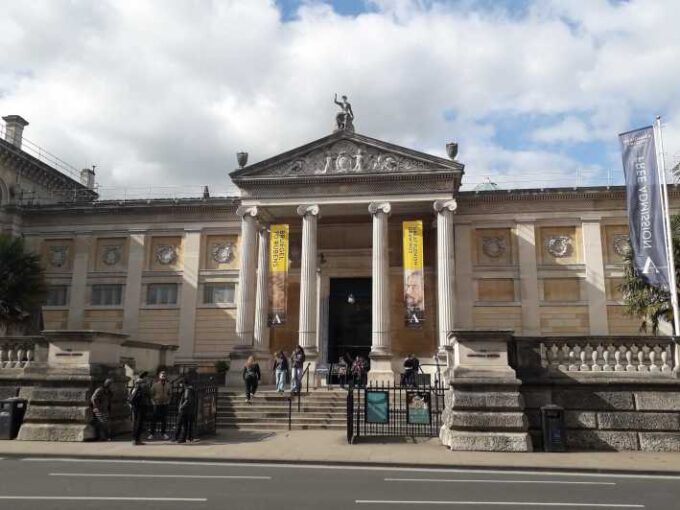 Oxford: Highlights of the City and University - Reserve Early for Availability