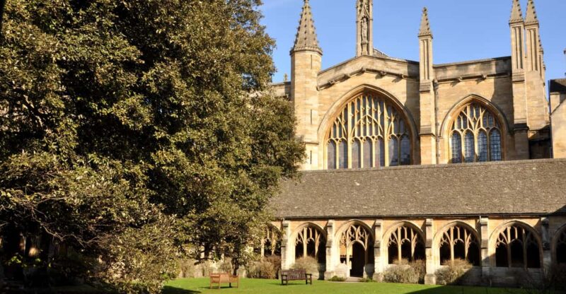 Oxford On Screen Walking Tour - Booking Information