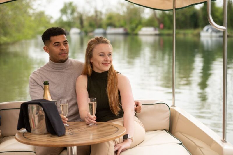 Oxford: River Cruise and 6-Course Tasting at The Folly - Champagne Celebration on the Water