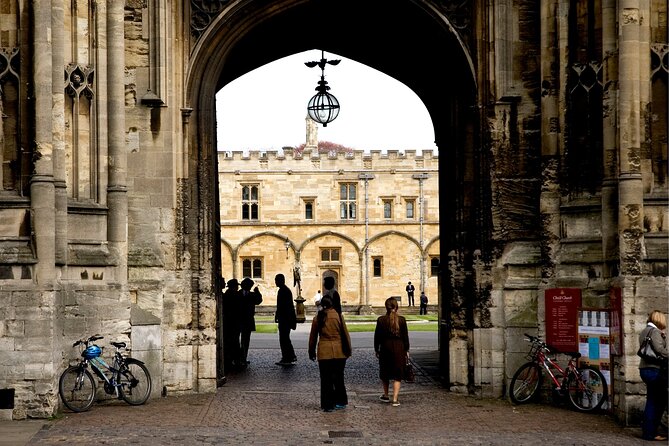 Oxford Scavenger Hunt and Highlights Self-Guided Tour - Preparing for the Tour