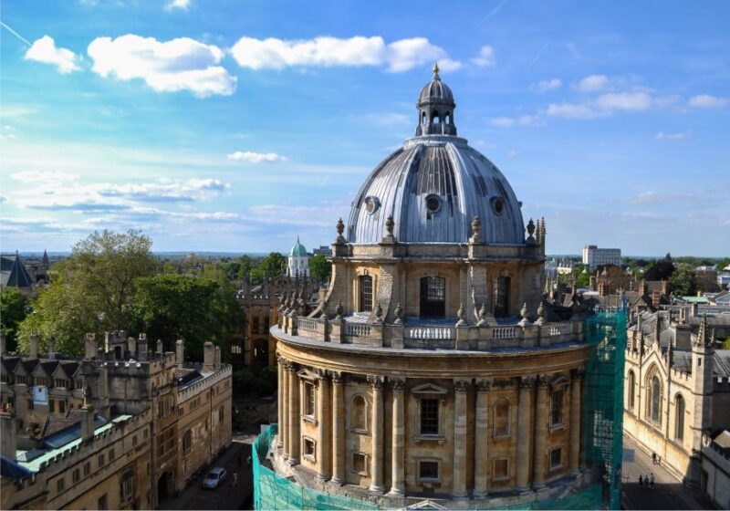 Oxford Scavenger Hunt and Sights Self-Guided Tour - Key Points