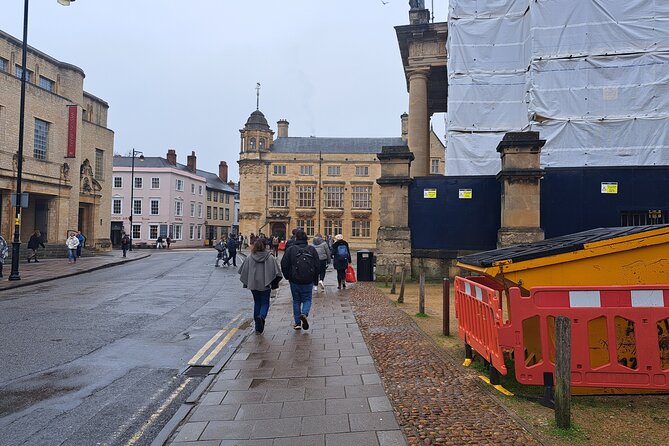 Oxford Self-Guided Tour and Exploration Game: The Watch Thief - Customer Support and Availability