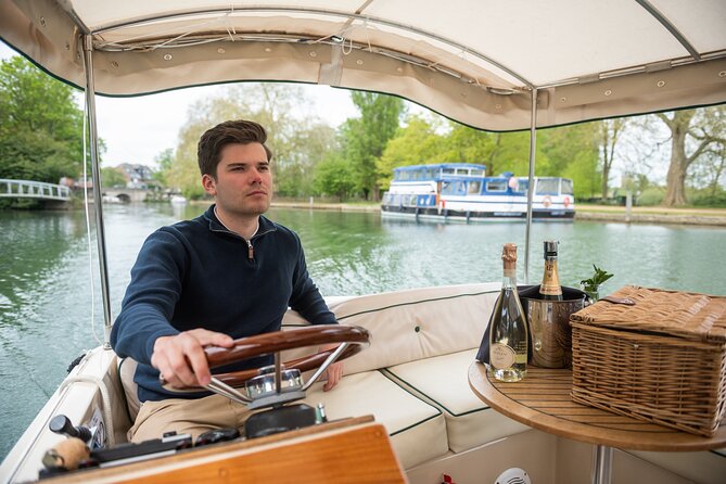 Oxford Sightseeing River Cruise Along The University Regatta Course - Policies and Cancellation Information