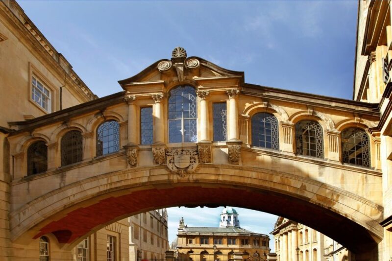 Oxford Top 10 City Highlights - Discovering New College