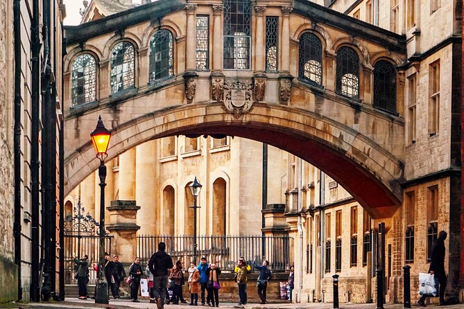 Oxford Tour App, Hidden Gems Game and Big Britain Quiz (1 Day Pass) UK - Meeting and Logistical Details