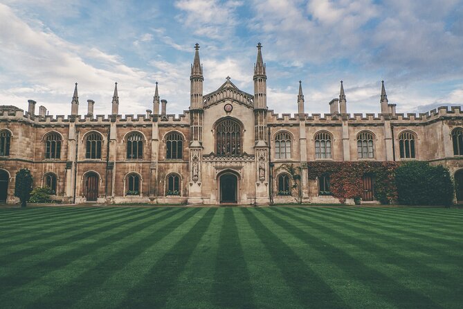 Oxford Tour App, Hidden Gems Game and Big Britain Quiz (1 Day Pass) UK - Exploring Oxfords Self-guided Tour
