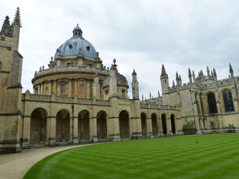 Oxford University Private Guided Walking Tour - 38 Self-Governing Colleges