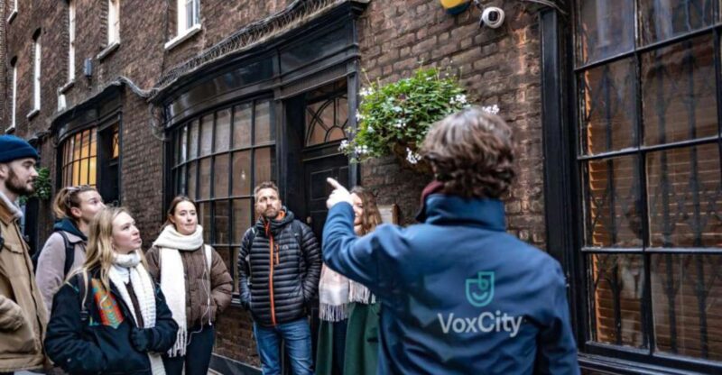 Oxford: Walking Tour and Carfax Tower Entry Ticket - Carfax Tower Admission