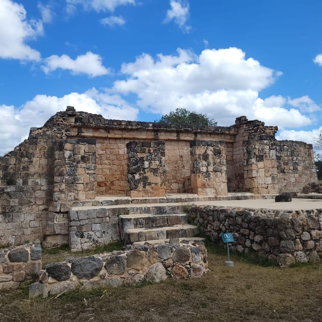 Oxkintok Ancient Puuc + Becal Jipi Japa Artisan + Cenote - Key Points