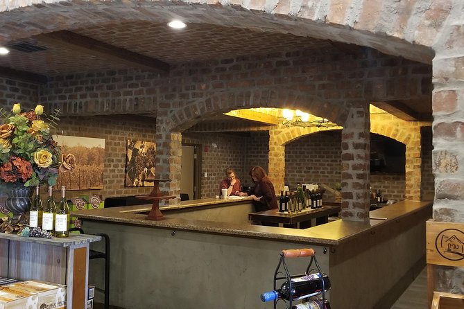 Ozark Craft Beverage - Wine & Shine Tour - Discovering Ozark Distilling History