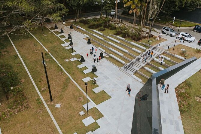 Pablo Escobar + Comuna 13 Private - Key Tour Stops