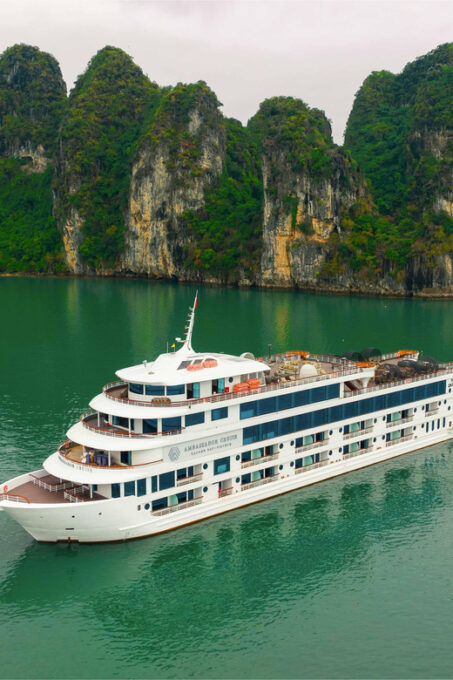 Package Day Cruise and Hotel in Ha Long - Meeting Point