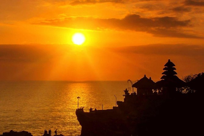 Package Tanah Lot Sunset Tour - Visitor Experiences