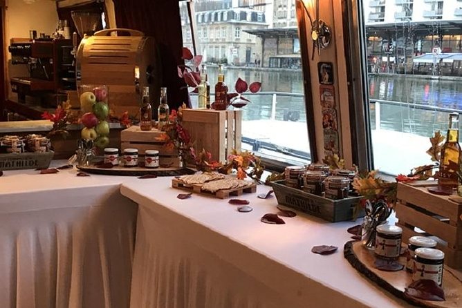 Packaged Cruise on Canal St Martin & Seine River - Tour Details