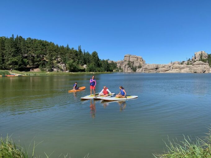Pactola Lake: Private Kayak or Paddleboard Experience - Preparation and Restrictions