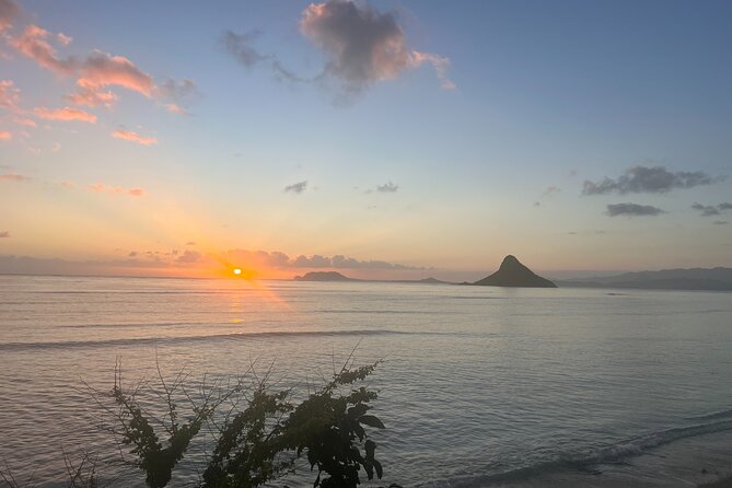 Paddle Boarding and Hiking Adventure at Mokolii Island. - Preparing for the Adventure