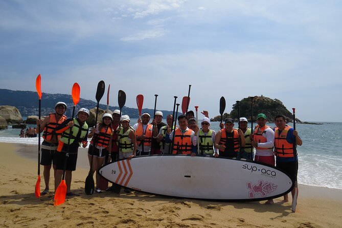 Paddle Boarding At Acapulco's Bay - Booking Information