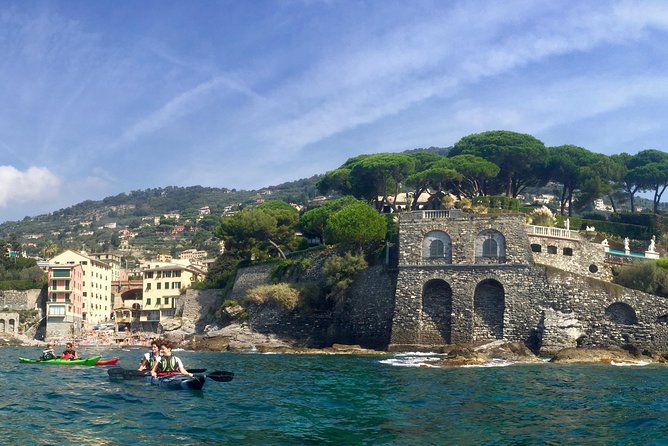 Paddling Genoa Secret Coast - Equipment Provided