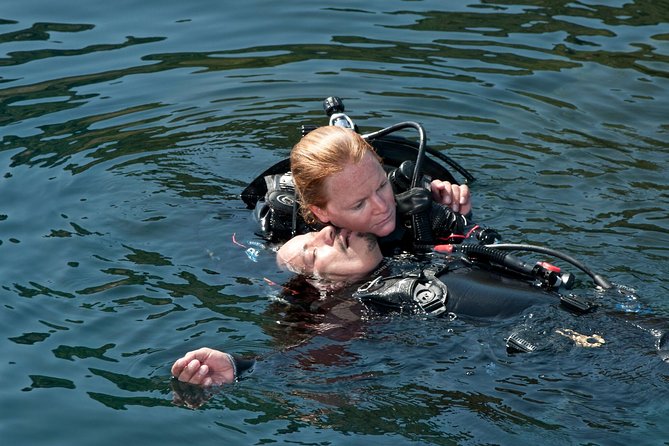 PADI Rescue Diver - Included and Excluded Items