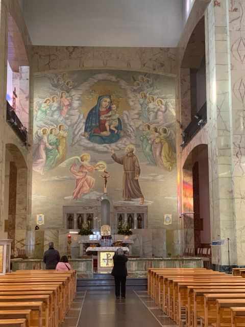 Padre Pios Shrine in San Giovanni Rotondo Private Tour - Location and Significance