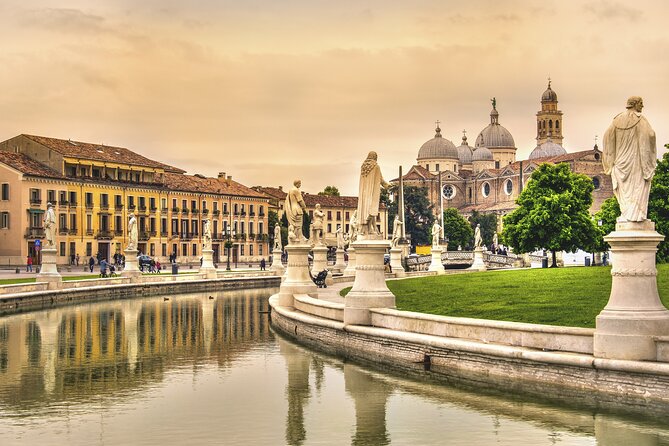 Padua: 2-Hour Private Guided Walking Tour - Discovering Paduas Highlights