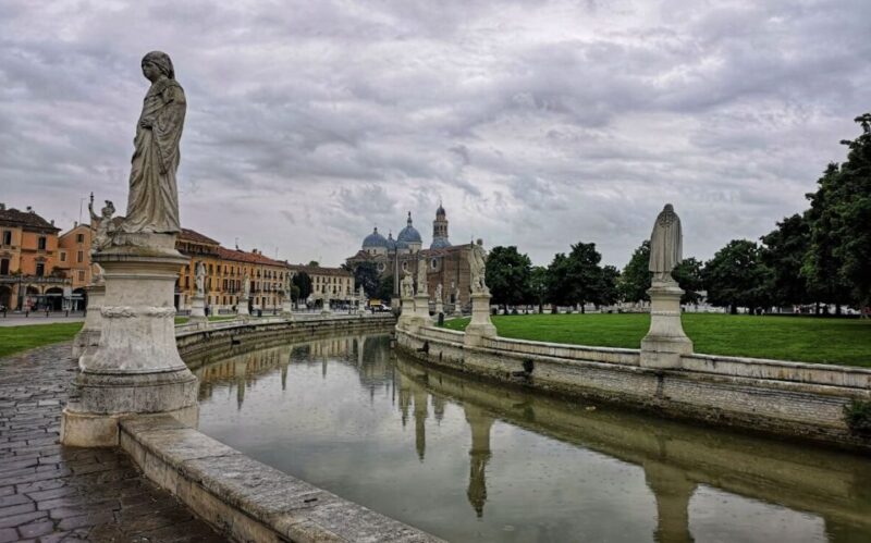 Padua: Highlights Private Walking Tour & Scrovegni Chapel - Accessibility and Group Details