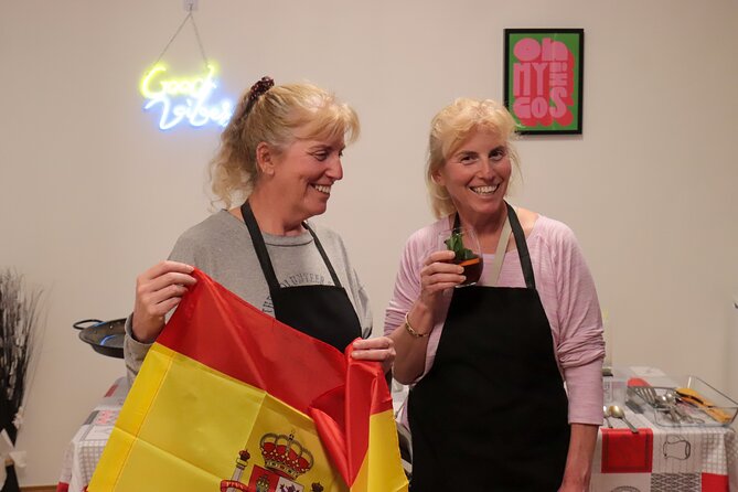 Paella and Sangria Workshop in Central Madrid - Paella and Sangria Highlights