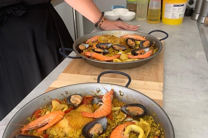 Paella Class - Pairing Beverages With Paella