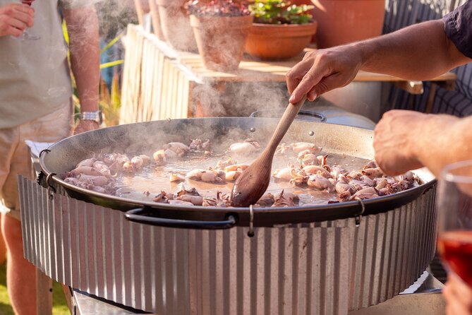 Paella Master Class in a Charming Rooftop Kitchen - Private Tour and Accessibility