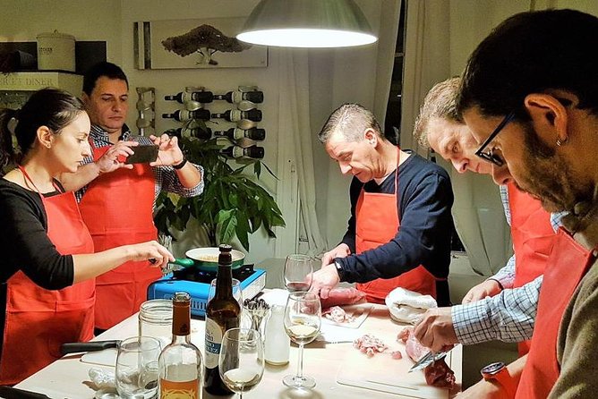 Paella & Tapas Cooking Class in Barcelona - Quick Points
