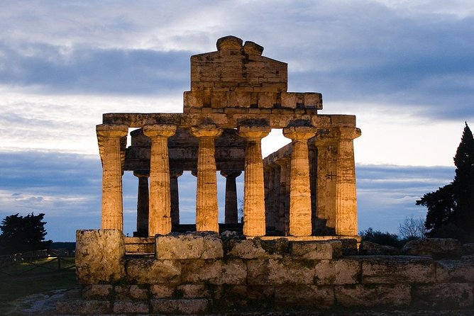 Paestum Private: Temples & Archaeological Museum With Your Local Archaeologist - Paestums Ancient Temples