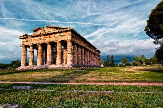 Paestum: Temples and Museum Tour With Archaeologist Guide - Museum Showcasing Greek Art