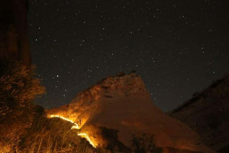 Page: Antelope Valley Canyon Stargazing Night Hike - A Close Look at the Experience