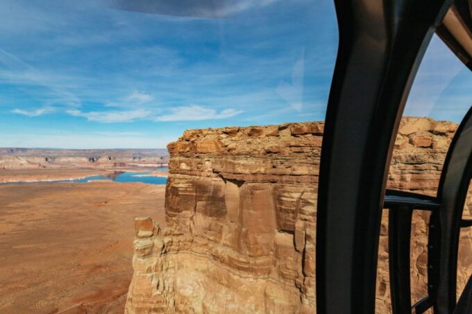 Page: Horseshoe Bend Helicopter Flight & Tower Butte Landing - Booking and Cancellation
