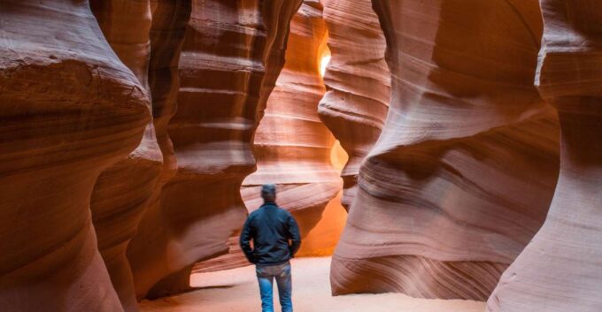 Page: Lower Antelope Canyon Tour With Local Navajo Guide - Reservation and Cancellation Policy
