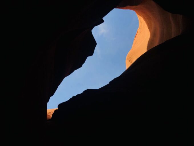 Page: Lower Antelope Canyon Tour With Trained Navajo Guide - Booking and Savings