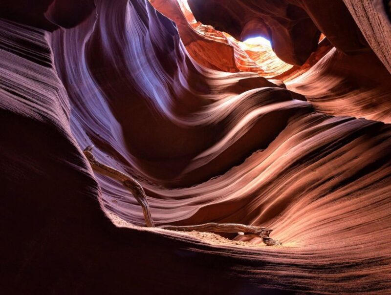 Page: Secret Antelope Canyon Tour - Key Points