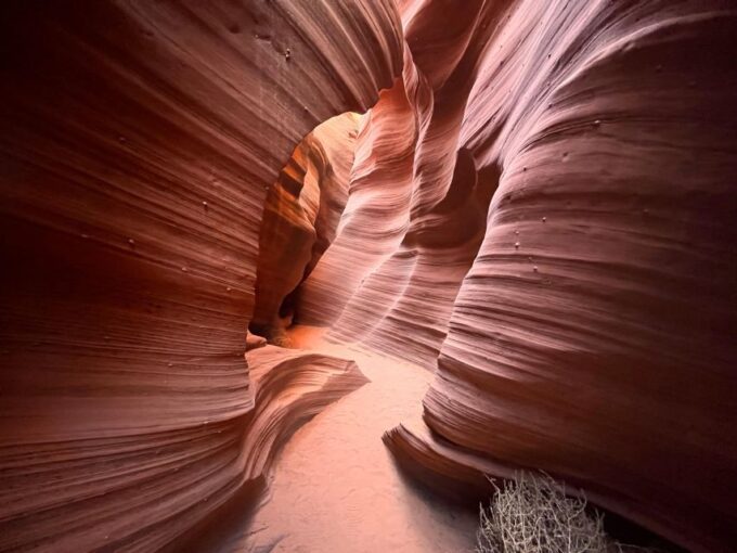 Page: Traditional Navajo Hogan Stay & Antelope Canyon Tour - Significance of the Hogan Design