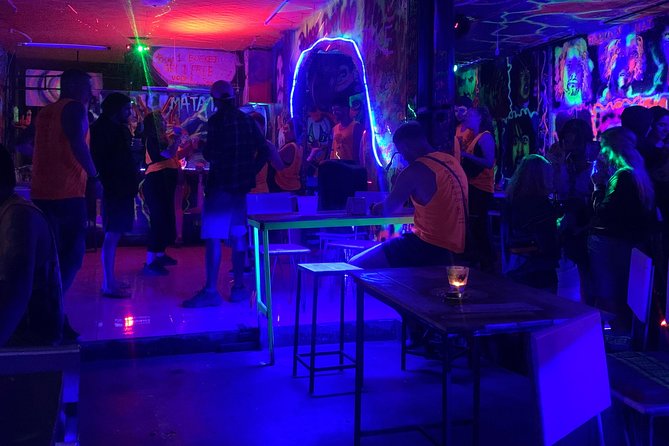 Pai Pub Crawl - Vibrant Nightlife in Pai