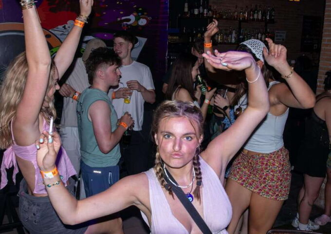 Pai Pub Crawl: The Best Nightlife in Town! - Highlights of the Nightlife Scene in Pai