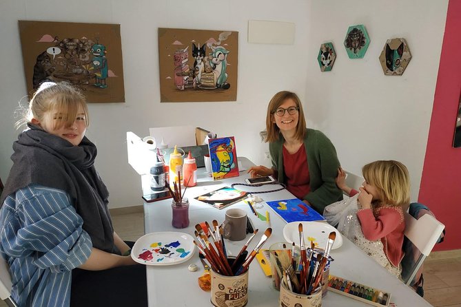 Paint Your Own Picasso - Learning Picassos Life and Art