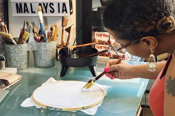 Painting Activity and Create Batik Art With a Malaysian Artist - Batik Art Supplies